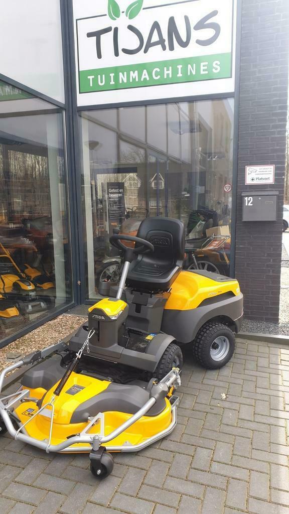 Nieuwste  stiga  park  4 wd  2 cilinder 100cm frontmaaier, Tuin en Terras, Zitmaaiers, Ophalen of Verzenden, Nieuw
