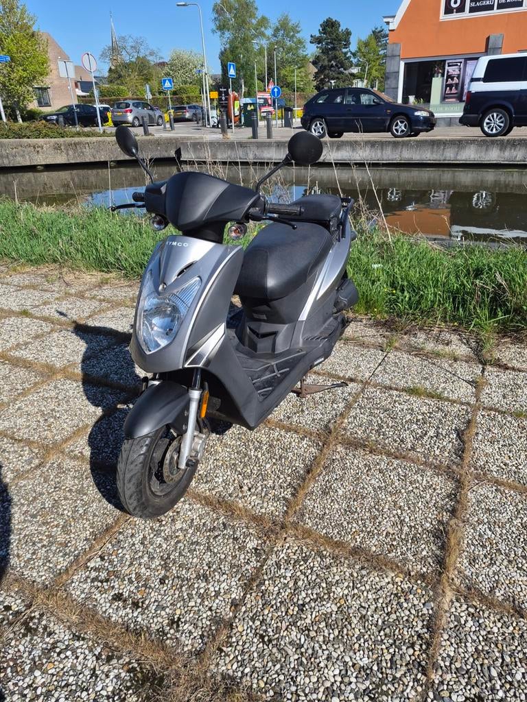Kymco Agility snorscooter - Betrouwbaar en zuinig, Fietsen en Brommers, Scooters | Kymco, Gebruikt, Agility, Maximaal 25 km/u