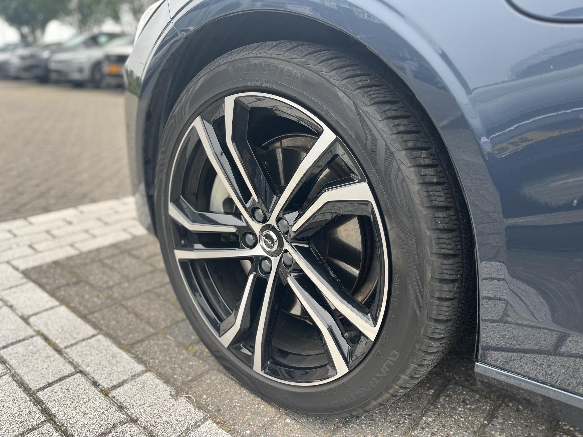 Volvo V90 T8 Plug-in hybrid AWD Ultra Dark | Luchtvering | B, Auto's, Automaat, 12 maanden, Euro 6, 4 cilinders