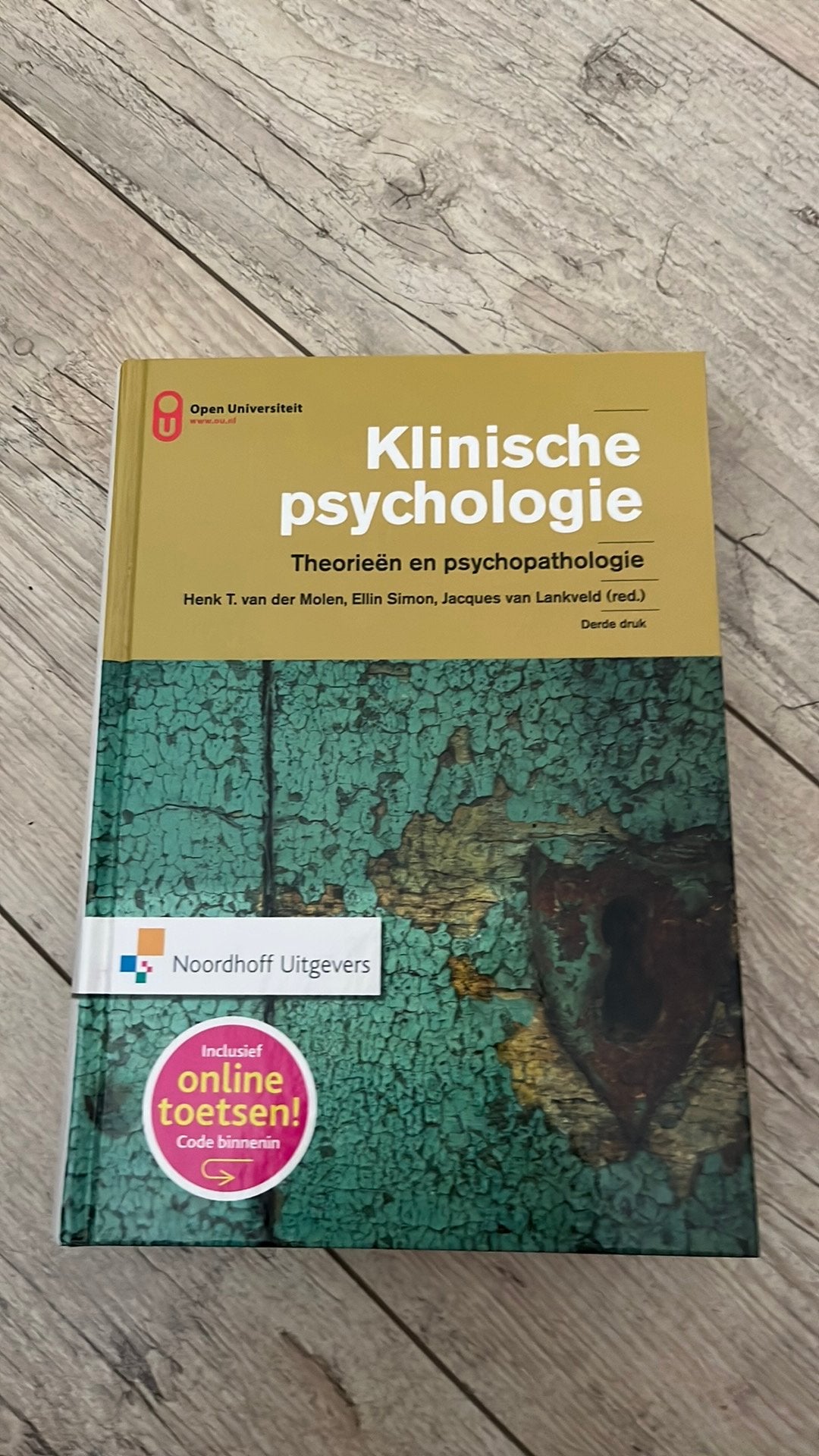 Klinische psychologie boek jaar 1-3 uni utrecht, Ophalen of Verzenden, Zo goed als nieuw, Klinische psychologie