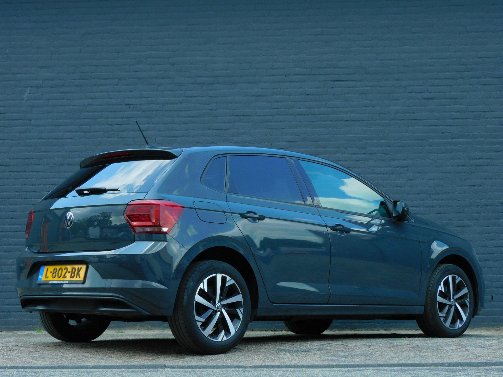 Volkswagen Polo 1.0 TSI Highline 1e EIGENAAR! CARPLAY/ANDROI, Stof, Gebruikt, 1096 kg, 49 €/maand