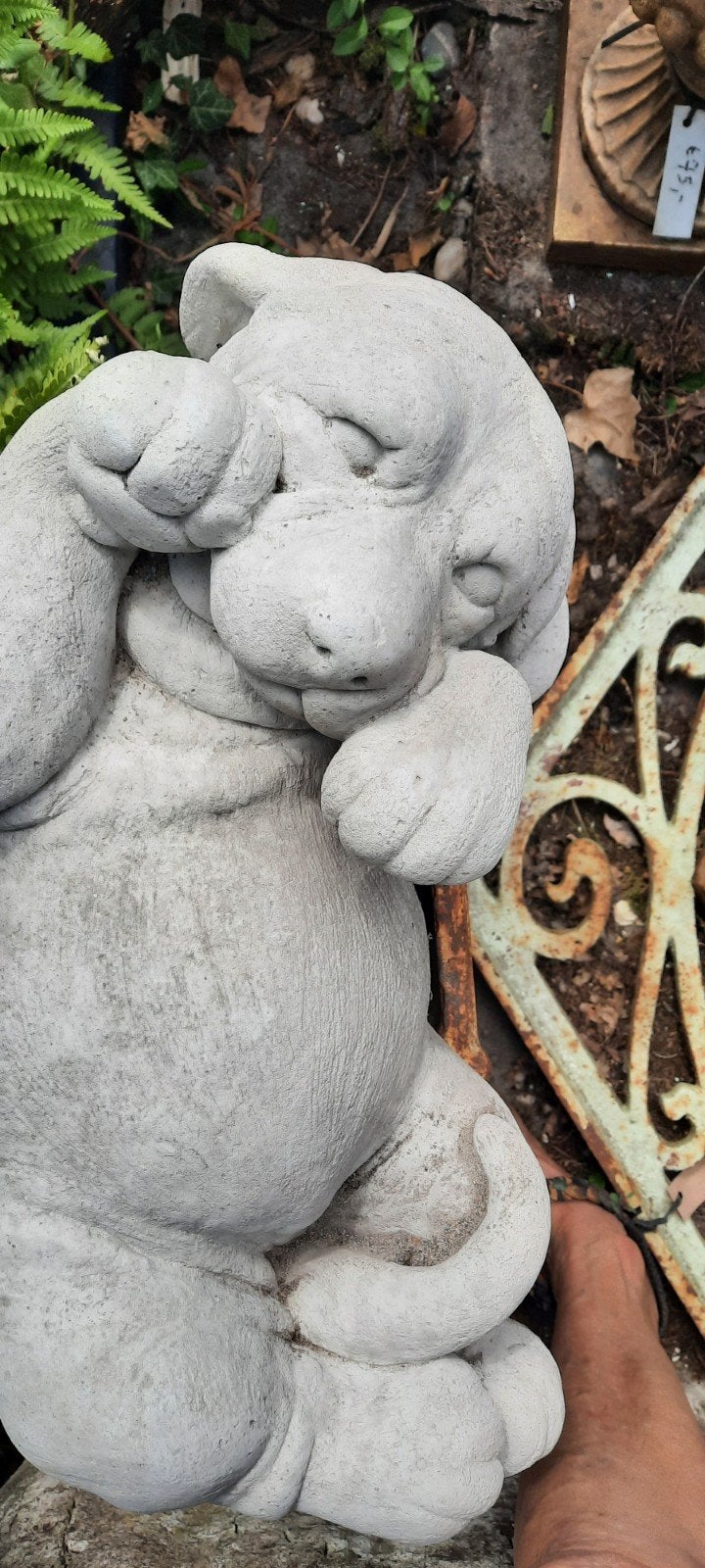 Schattig slapend betonnen beeldje van een hondje, Tuin en Terras, Tuinbeelden, Ophalen, Nieuw