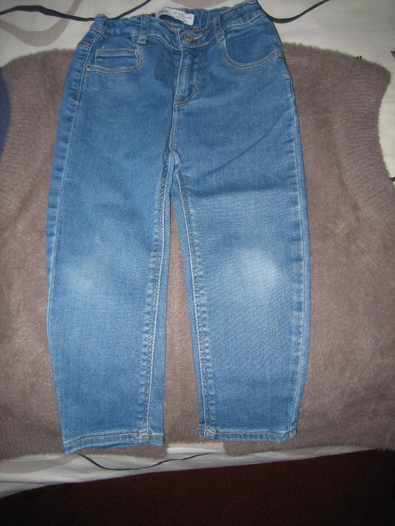 leuke spijkerbroek Zara maat 110, Broek, Gebruikt, Jongen of Meisje, Ophalen of Verzenden