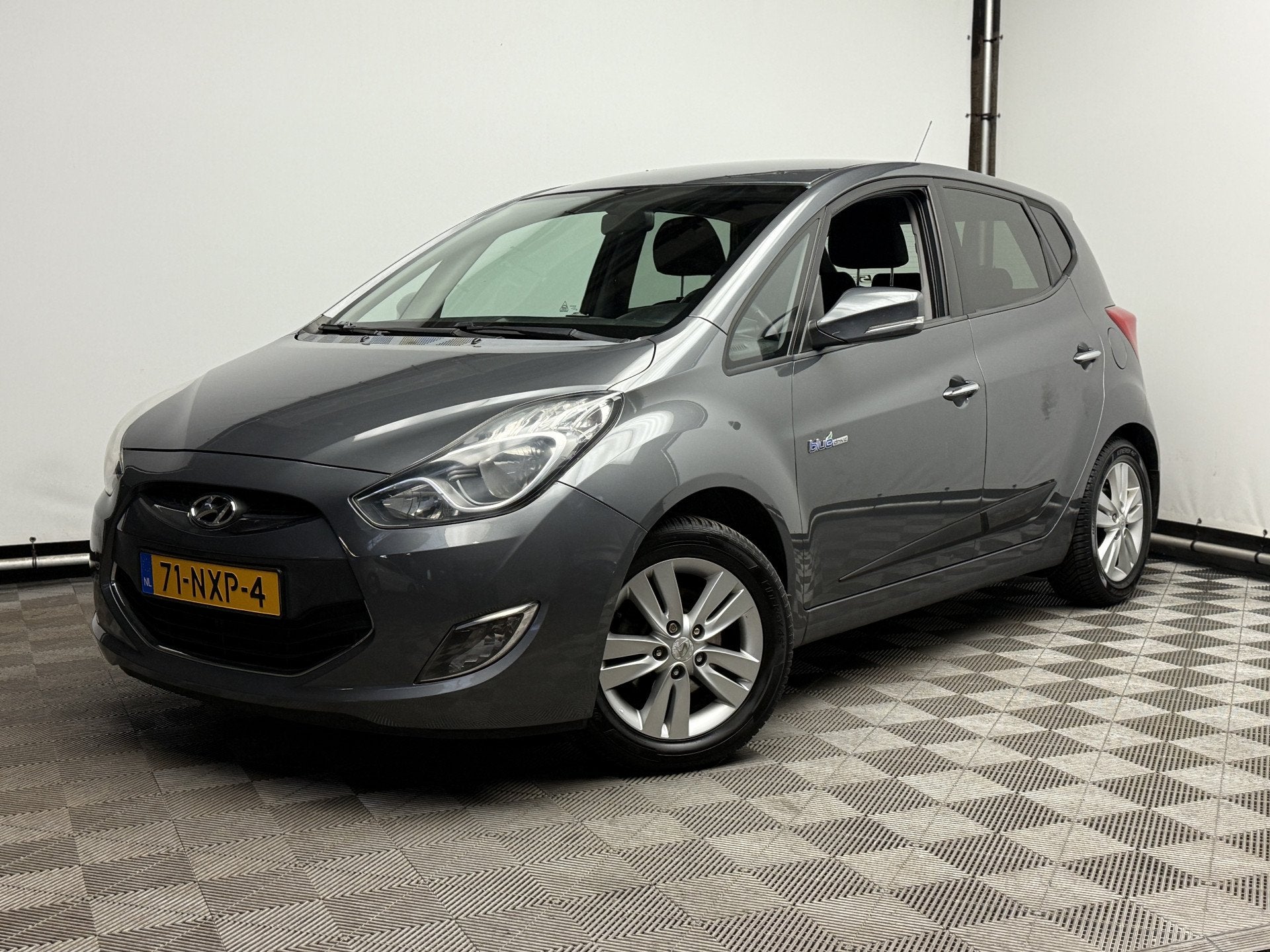 Hyundai ix20 1.6i i-Vision ECC Trekhaak NL Auto (bj 2010), Auto's, Voorwielaandrijving, Stof, Gebruikt, 4 cilinders