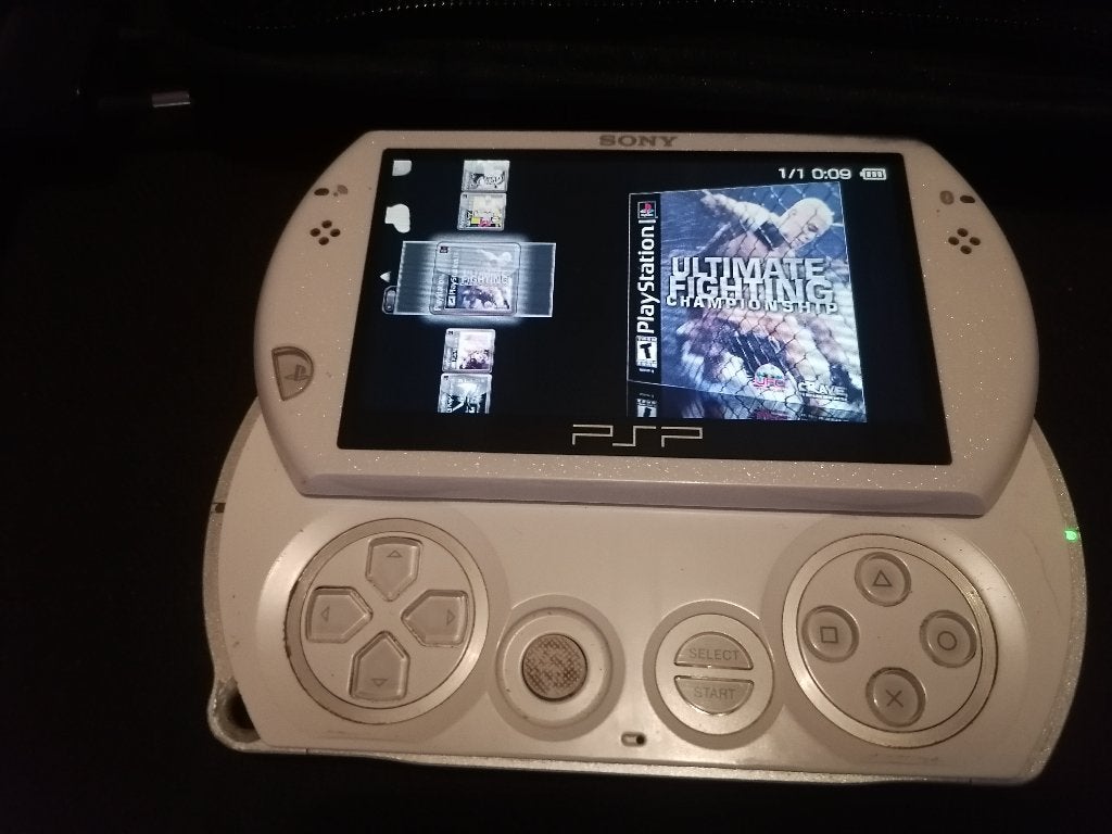 Psp go, Spelcomputers en Games, Ophalen, Wit, PSP Go, Gebruikt