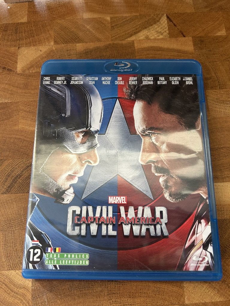 Captain America civil war blu-ray, Ophalen of Verzenden, Gebruikt, Actie