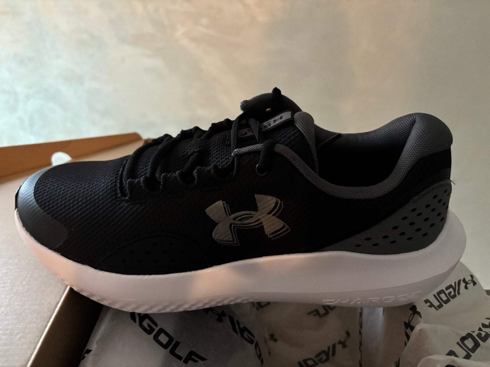Under Armour UA Surge Golf schoenen, Kleding | Heren, Schoenen, Ophalen, Nieuw, Zwart, Sneakers of Gympen