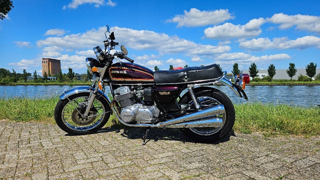 Originele Honda CB750 K7 uitstekende staat weinig kilometers, Motoren, 750 cc, 4 cilinders, Meer dan 35 kW, Toermotor
