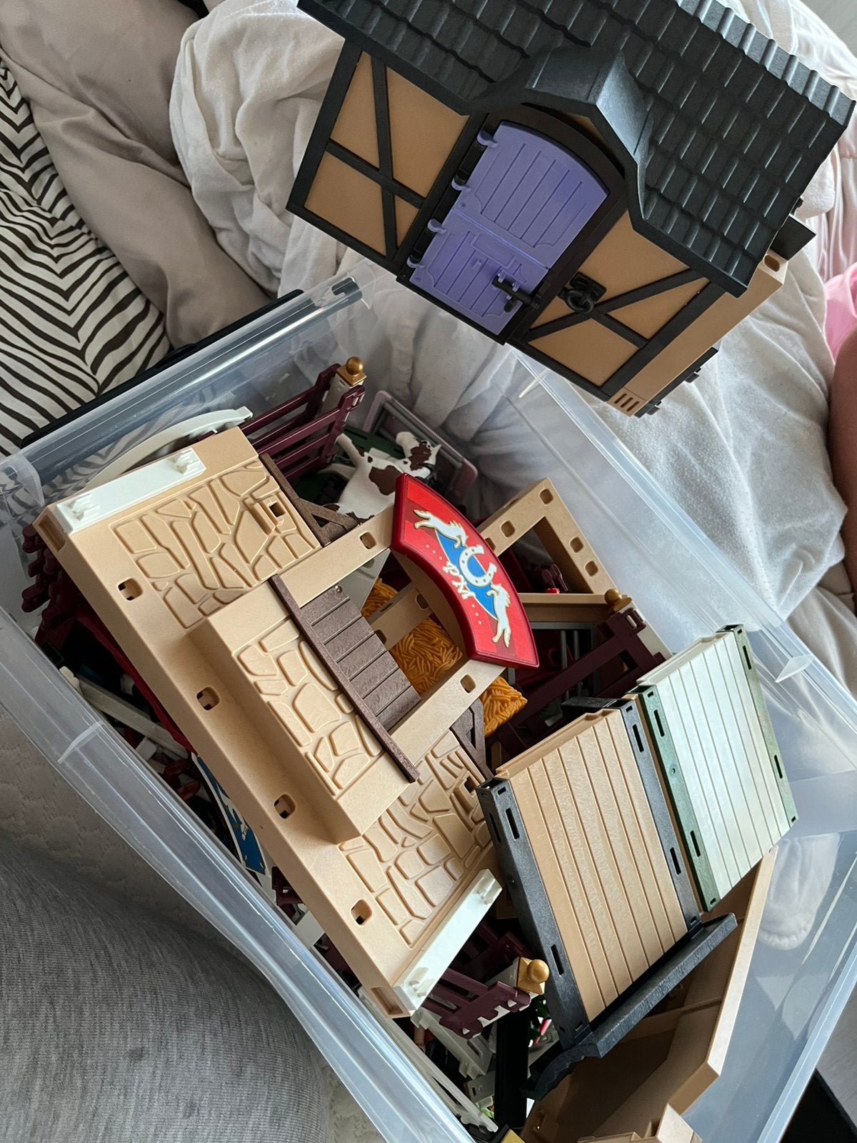 Hele doos playmobil paarden stal, Ophalen of Verzenden, Zo goed als nieuw, Poppenhuis