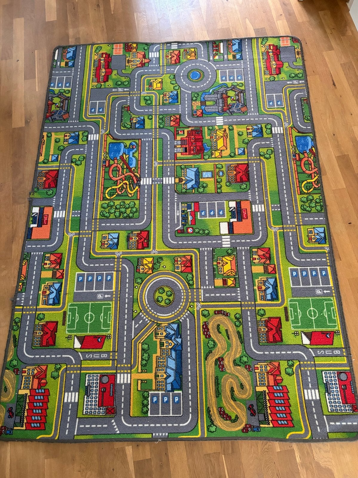 Groot speelkleed met wegen en gebouwen voor kinderen, Ophalen, Zo goed als nieuw