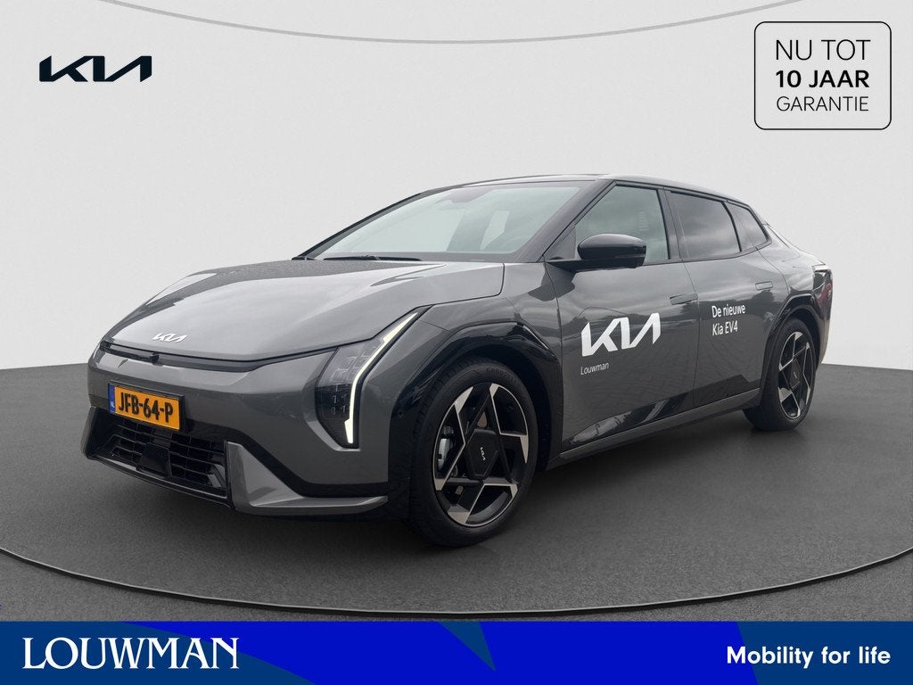 Kia EV4 Fastback GT-PlusLine 81.4 kWh DEMO | Beschikbaar in, Auto's, Zwart, 612 km, Adaptive Cruise Control, Kia Top Selectie
