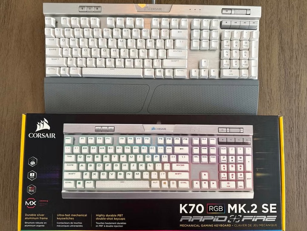 Corsair K70 MK.2 Special Edition, Computers en Software, Toetsenborden, Zo goed als nieuw, Bedraad, Gaming toetsenbord, Multimediatoetsen