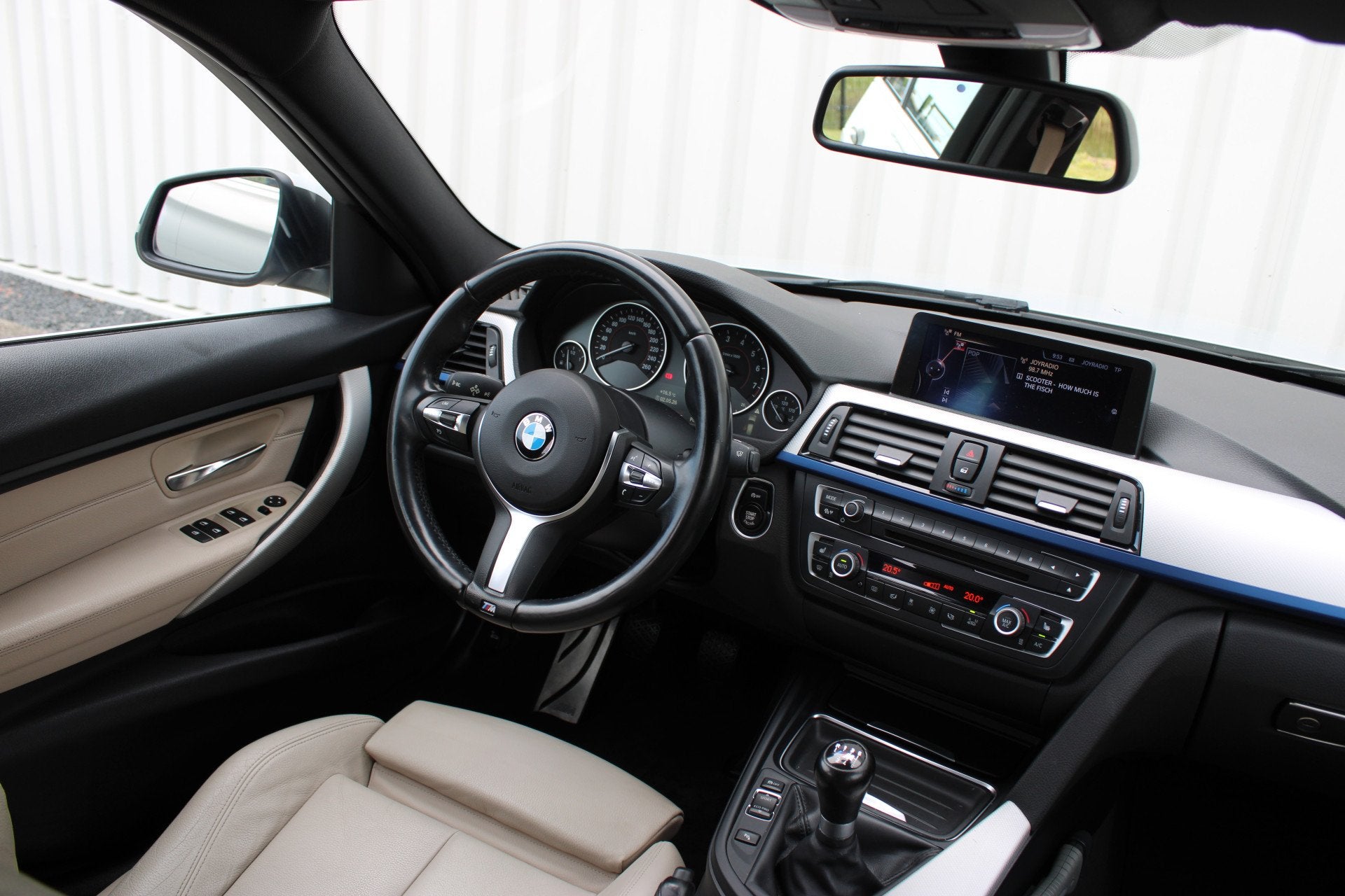 BMW 3 Serie Touring 316i High Executive | Incl. 12 maanden g, Auto's, BMW, 12 maanden, Gebruikt, Euro 6, 4 cilinders