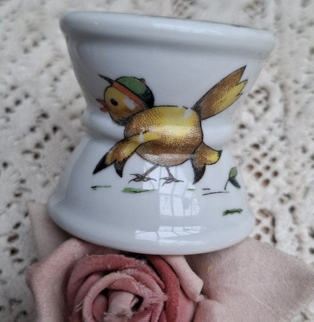 Vintage Frans eierdopje met kuikentje en vlinder, Antiek en Kunst, Ophalen of Verzenden