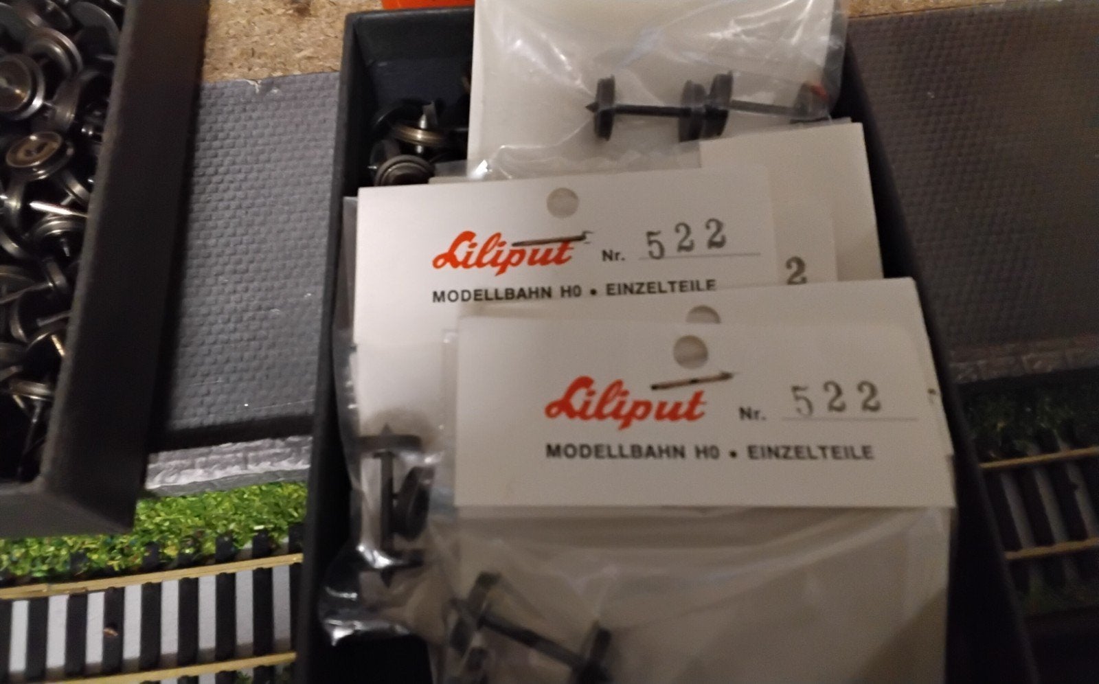Liliput 522 en de 527wielen 3,50 euro een zakje dat zijn twe, Gelijkstroom, Ophalen of Verzenden, Liliput, Nieuw