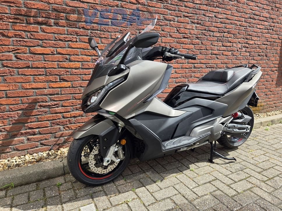 KYMCO AK 550I ABS Premium (2026) 0km € 4300,- korting!!, Kymco, Motorrijbewijs A, Bedrijf, Onbekend