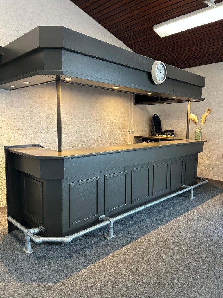 Mooie grote nette bar voor kantine of feestzaal, Ophalen, Gebruikt
