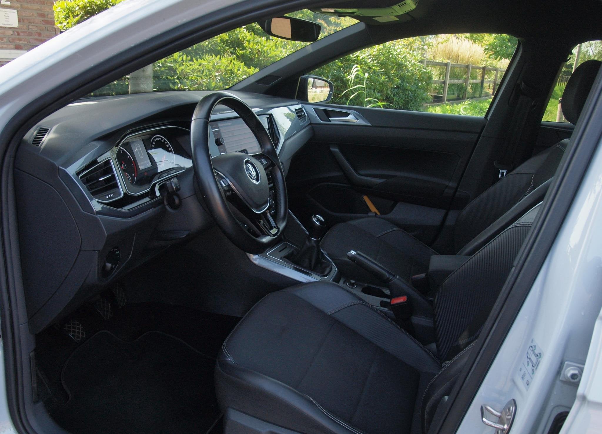 Volkswagen Polo 1.0 TSI Highline | Apple Carplay | Sportstoe, Voorwielaandrijving, Stof, Wit, Bedrijf