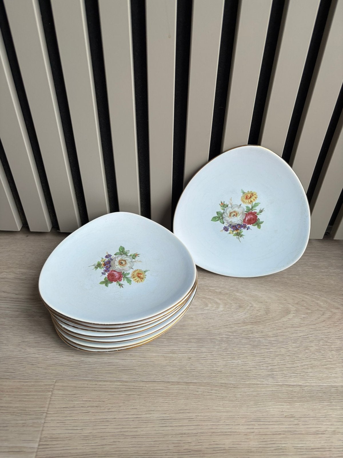 Vintage Flora Gouda Holland plateel - 8 bordjes, Ophalen of Verzenden