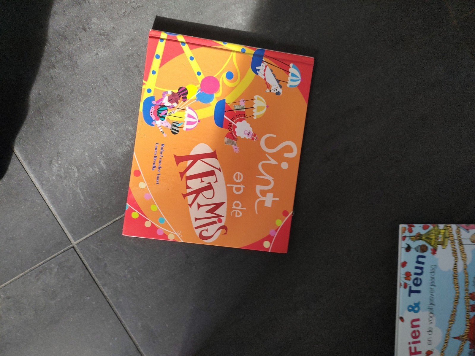 Sint op de Kermis - Kinderboek, Boeken, Ophalen, Fictie algemeen, Jongen of Meisje, Zo goed als nieuw