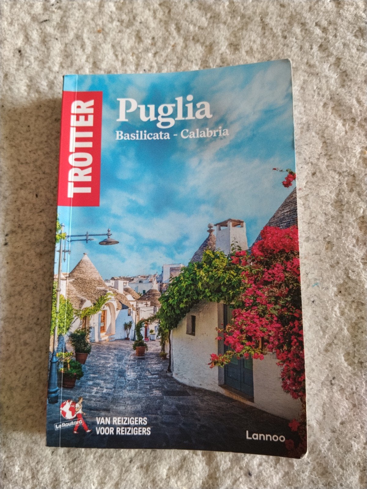 Trotter reisgids Puglia, Boeken, Reisgidsen, Europa, Ophalen of Verzenden, Reisgids of -boek, Gelezen