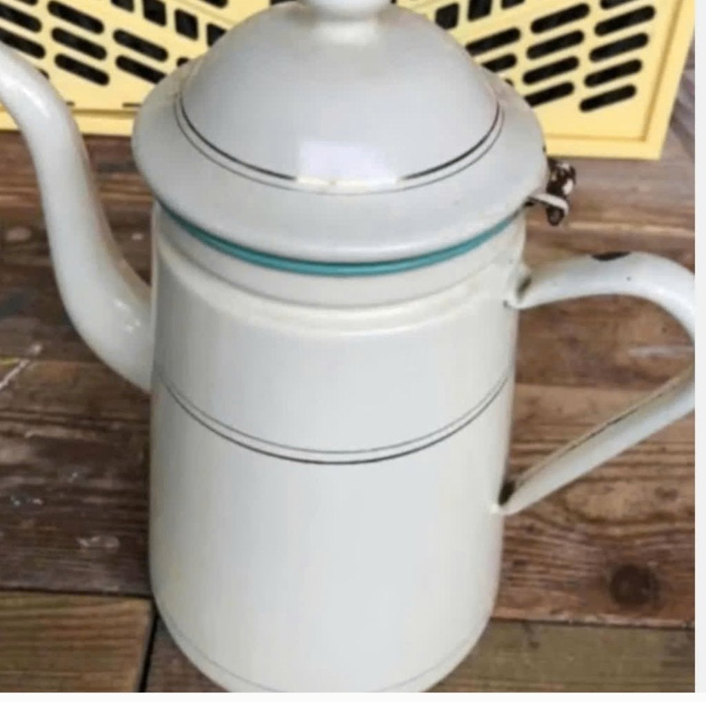 Crèmekleurige emaille koffiekan  28 cm hoog, Ophalen of Verzenden