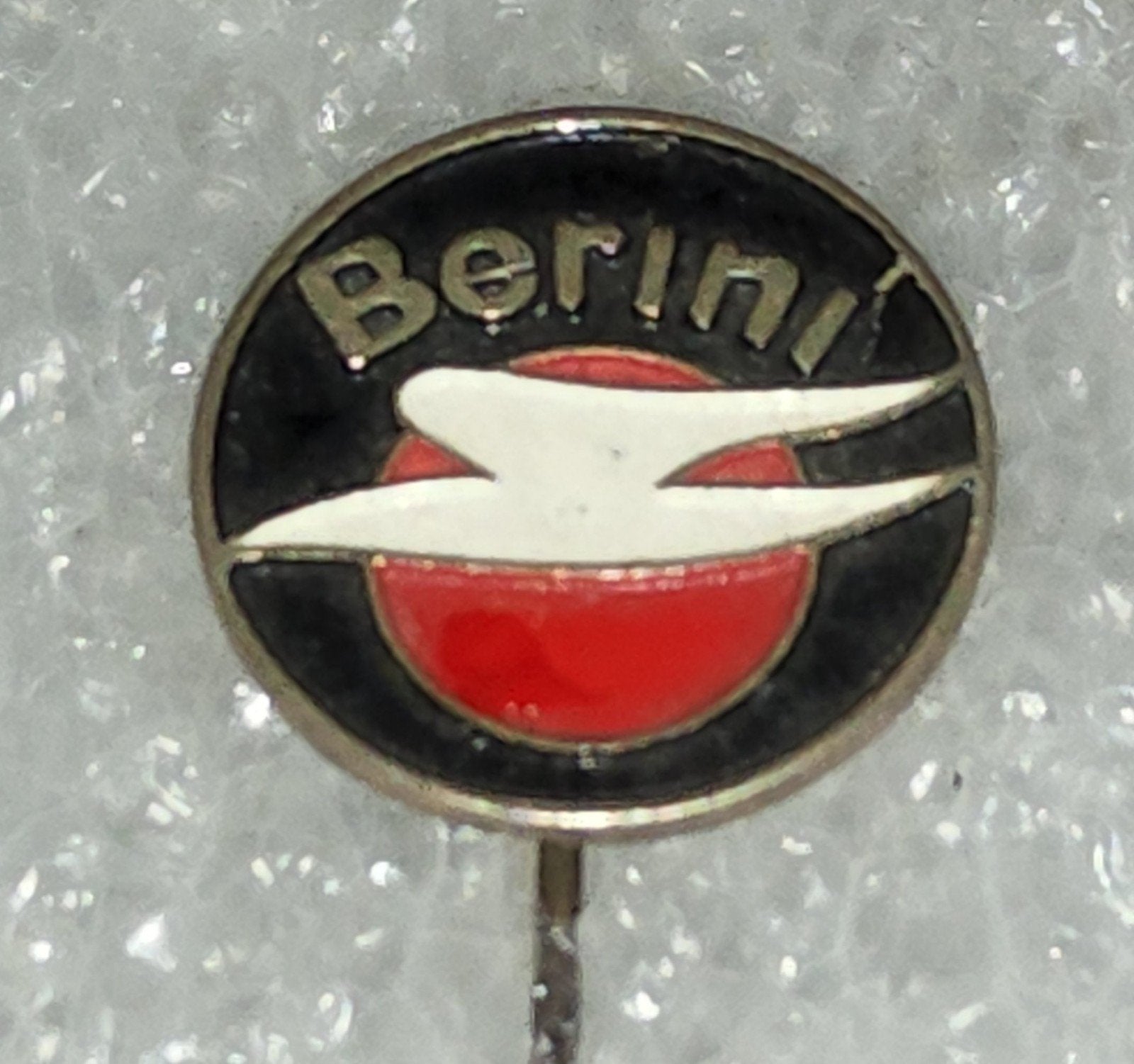 Vintage Berini Speldje - Bromfiets Merk, Ophalen of Verzenden, Gebruikt, Overige onderwerpen, Speldje of Pin