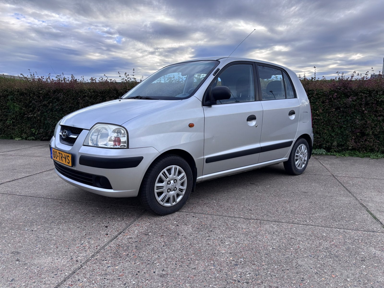 Hyundai Atos 1.1 2007 Grijs, Auto's, Hyundai, Particulier, Atos, Benzine, C, Hatchback, Handgeschakeld, Origineel Nederlands, Zilver of Grijs