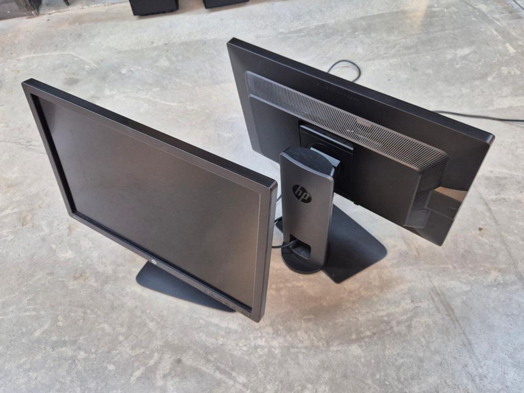 2 stuks HP Z24i IPS monitor 24 inch., Computers en Software, Monitoren, Ophalen, IPS, Full HD, Zo goed als nieuw