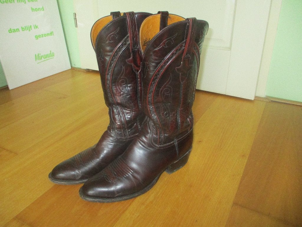 Lucchese classics Hugol150963 black cherry geitenleer 10D, Ophalen, Overige kleuren, Boots, Zo goed als nieuw