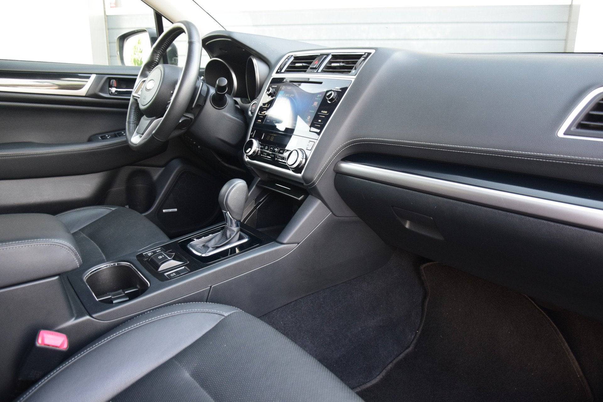 Subaru Outback 2.5i Premium Leer/Verwarmd Schuifdak Trekhaak, Auto's, Subaru, Automaat, Dealer onderhouden, Gebruikt, 4 cilinders