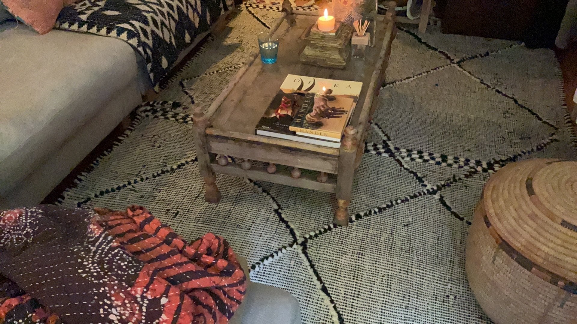 GROOT VINTAGE MAROKKAANS VLOERKLEED. 220x300, Huis en Inrichting, Stoffering | Tapijten en Kleden, Ophalen, Rechthoekig, 200 cm of meer