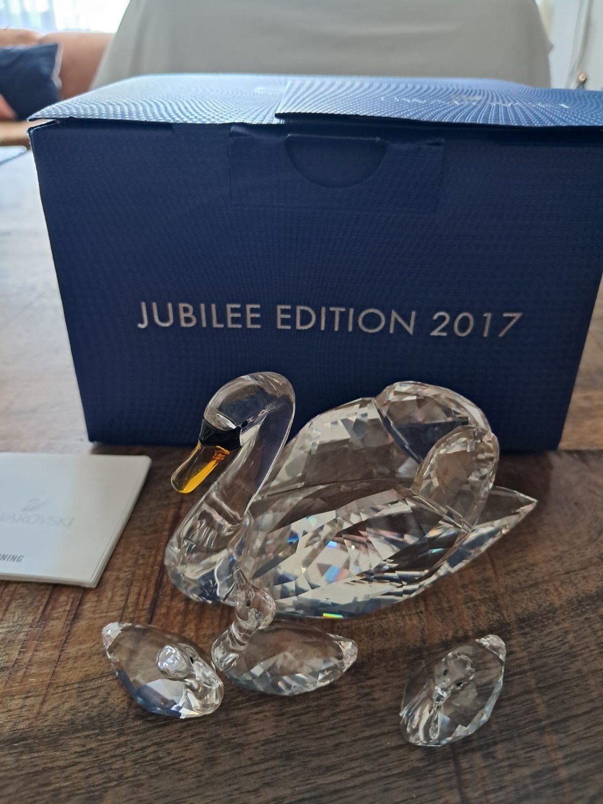 Swarovski Zwanen Jubileum Set 2017 met doos en certificaat, Ophalen of Verzenden, Zo goed als nieuw, Figuurtje