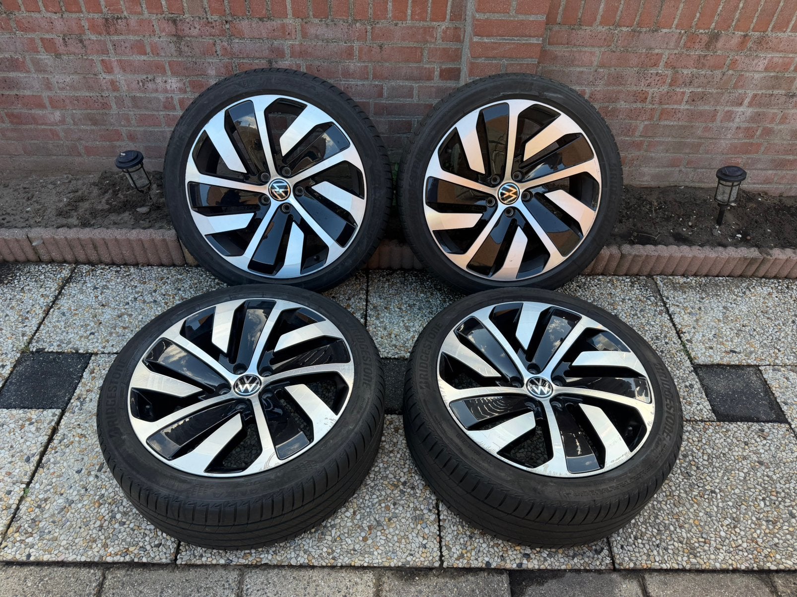 19” inch VW Arteon R Line Montevideo velgen met banden, Ophalen, Gebruikt, Banden en Velgen, 17 inch