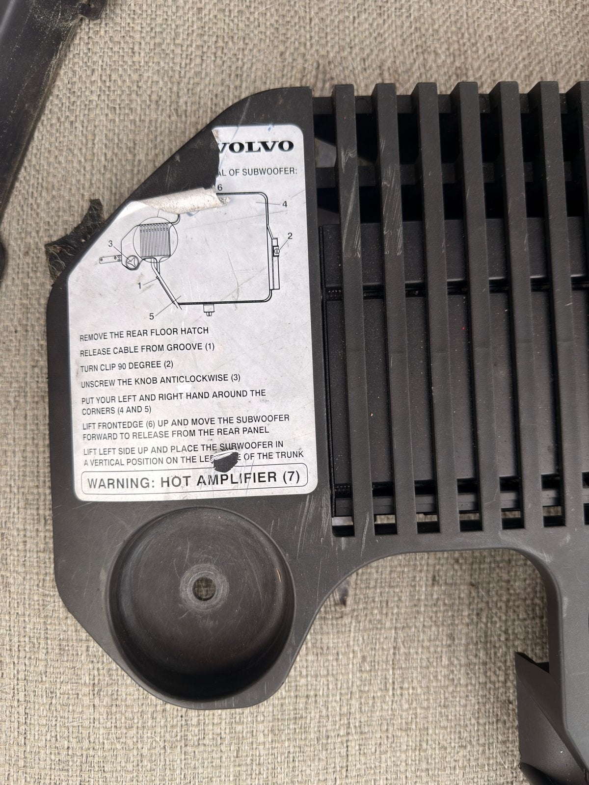 Volvo Subwoofer met Versterker - Origineel Onderdeel, Auto-onderdelen, Ophalen of Verzenden, Gebruikt, Volvo