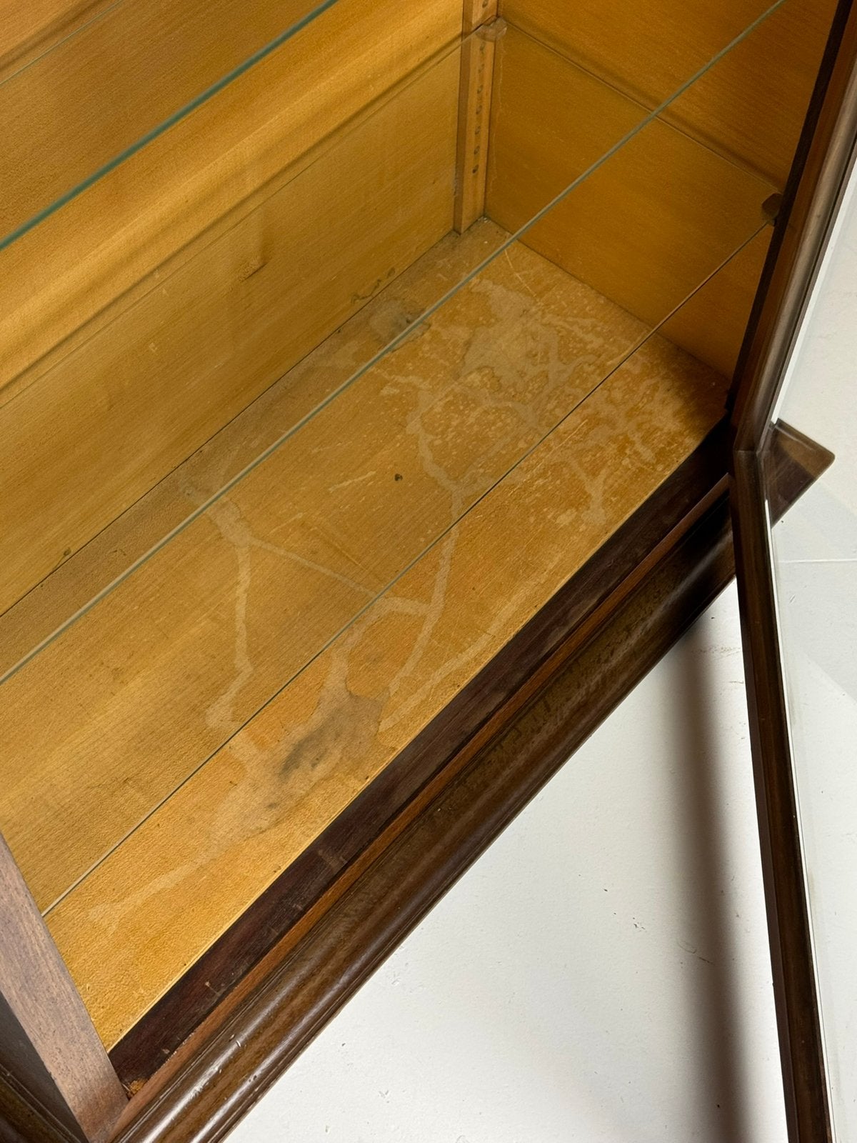 Art Deco kastje 1950-1960, Ophalen