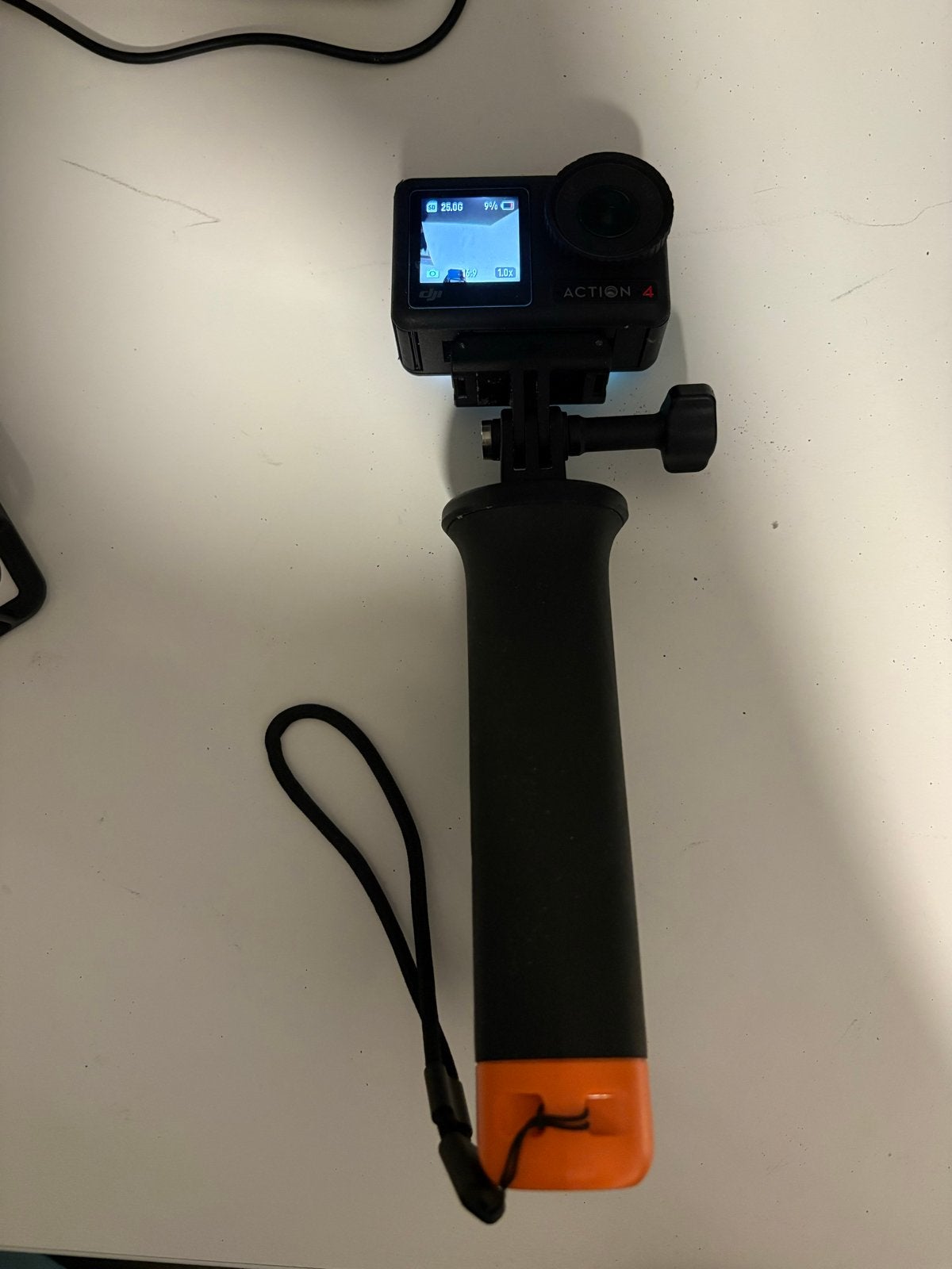 DJI Action 4 (normale versie) met accessoires, Ophalen of Verzenden, Zo goed als nieuw, Overige merken