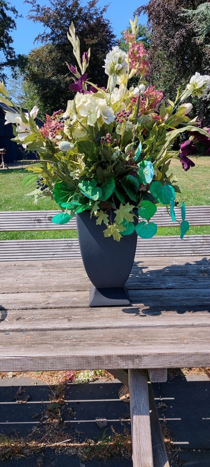 Prachtig kunstbloemstuk in vaas - Onderhoudsvrij, Ophalen, Nieuw, Inclusief kunstbloemen, Kunststof