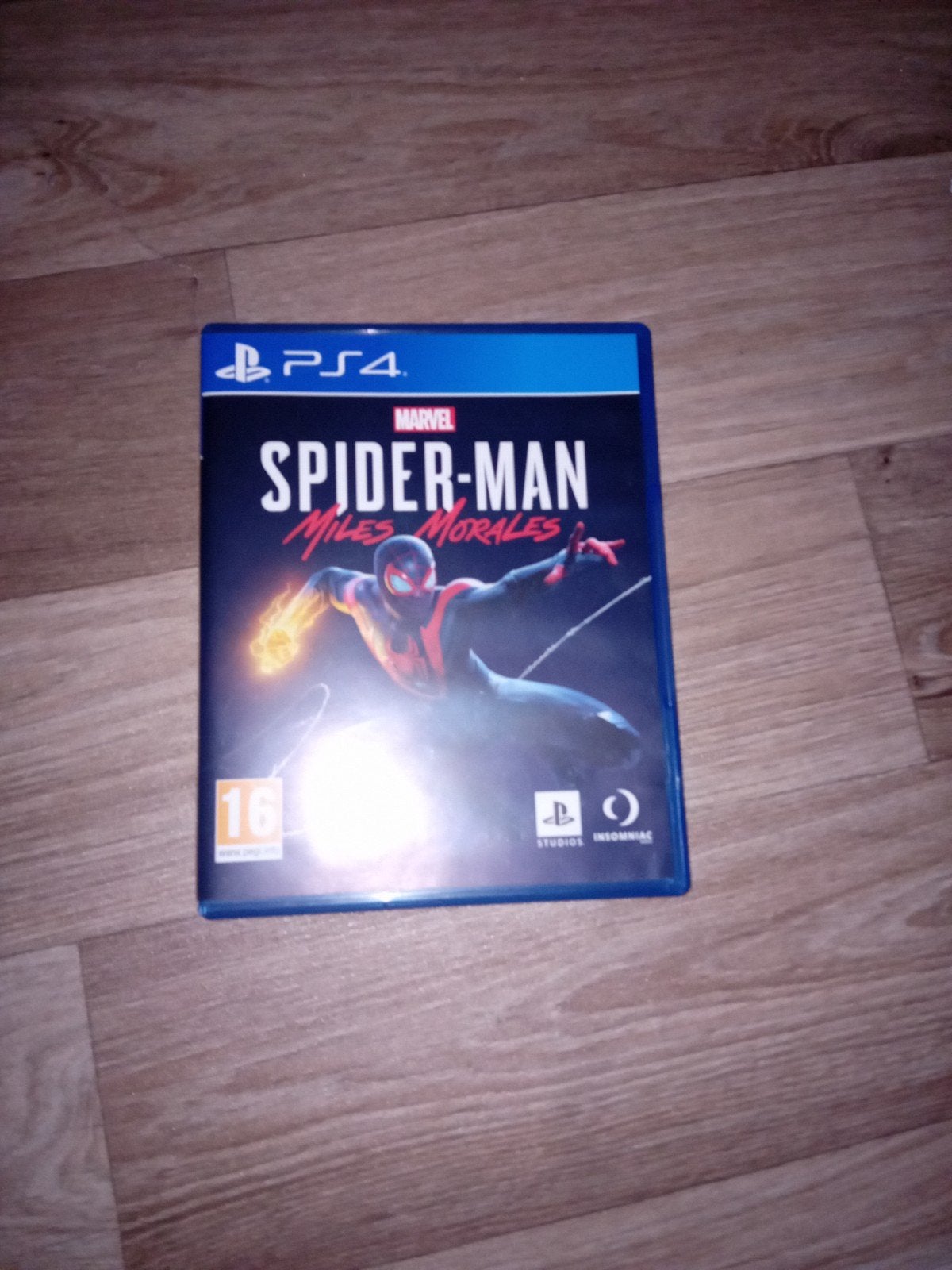 Spider-Man Miles Morales PS4 - Zo goed als nieuw, Spelcomputers en Games, Games | Sony PlayStation 4, 1 speler, Zo goed als nieuw