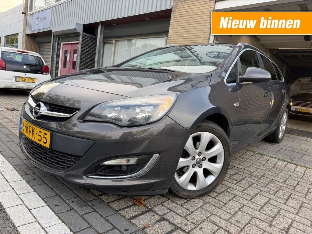 Opel ASTRA 1.4 Turbo Business + CLIMA NAVI LMV PDC RIJDT GOE, Voorwielaandrijving, Verwarmde buitenspiegels, Gebruikt, Euro 6