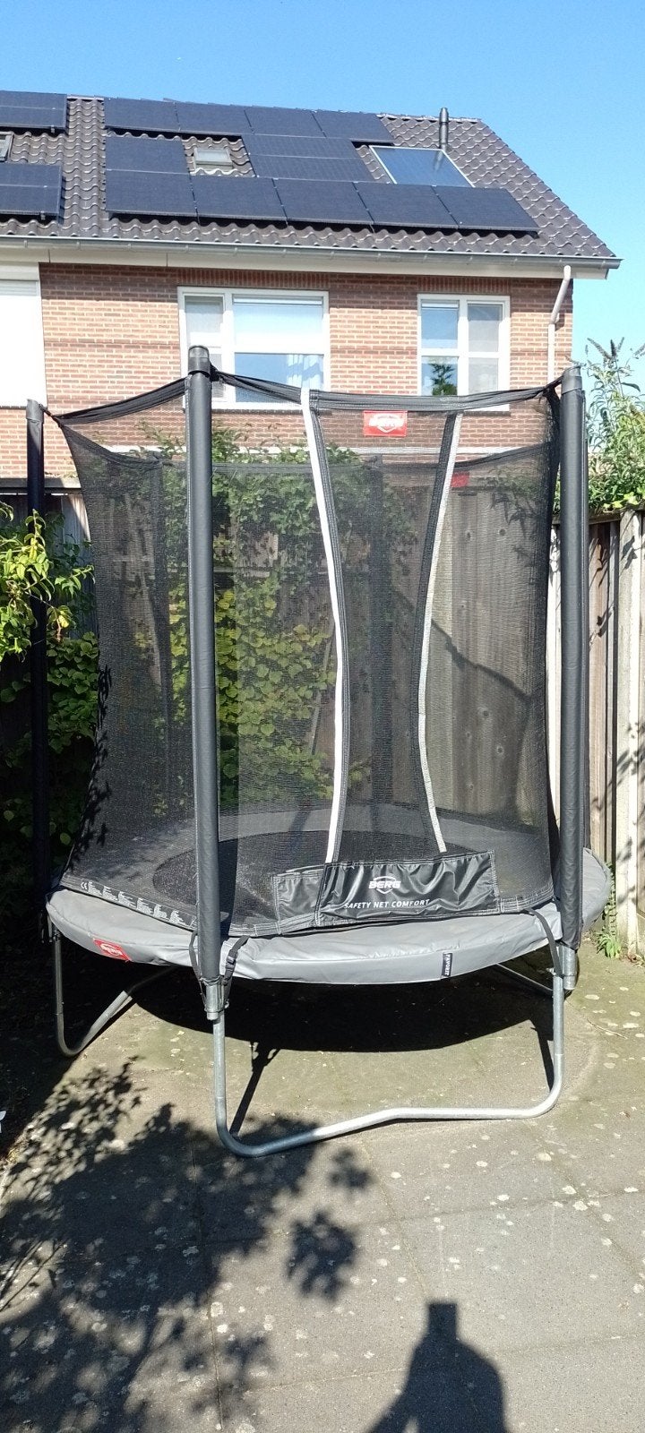 Berg Trampoline met veiligheidsnet 200cm in goede staat, Kinderen en Baby's, Ophalen, Gebruikt
