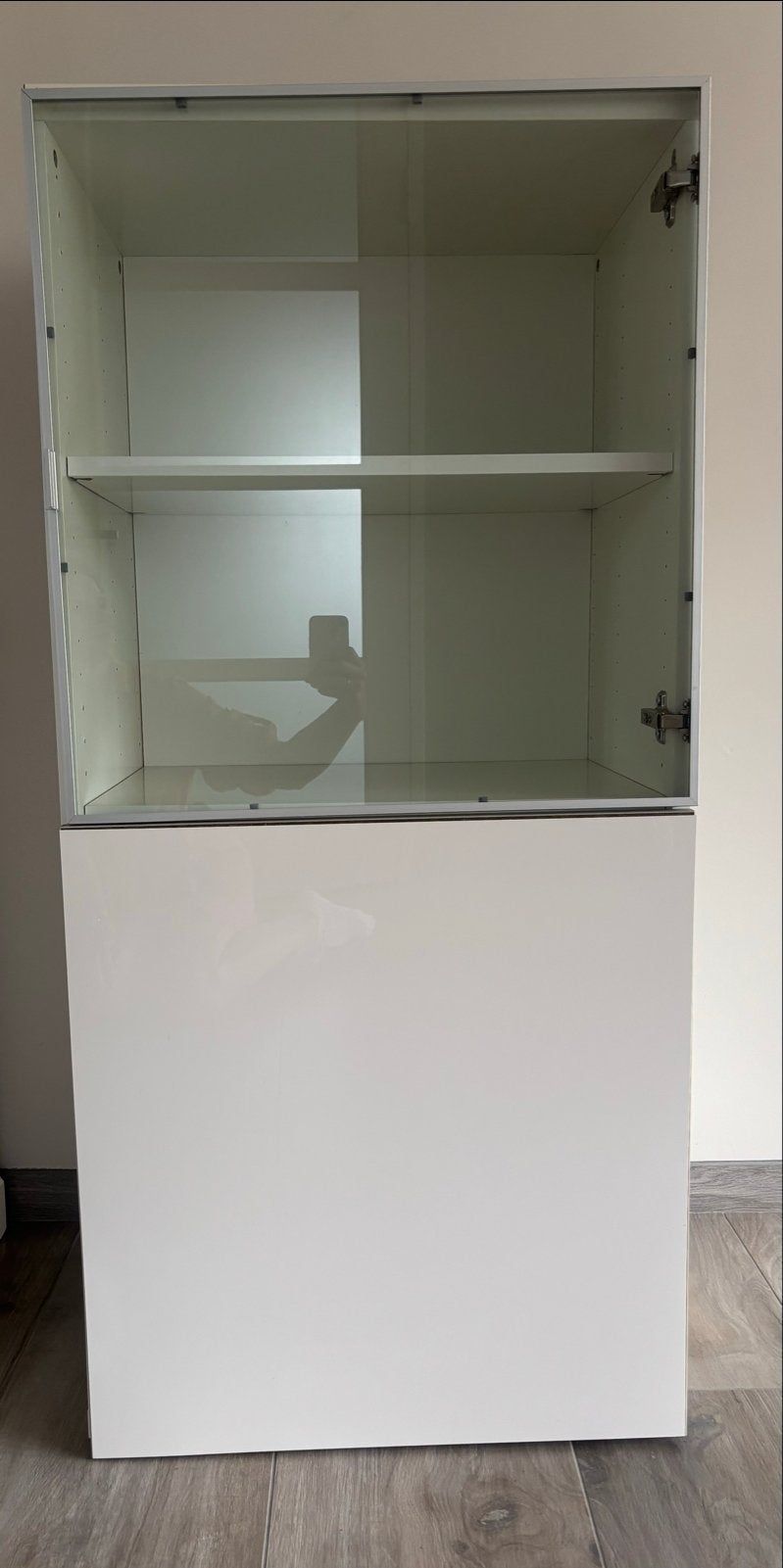 Witte Ikea Besta Boekenkast met Vitrine- en Hoogglansdeur, Ophalen, Gebruikt, 100 tot 150 cm, 50 tot 100 cm