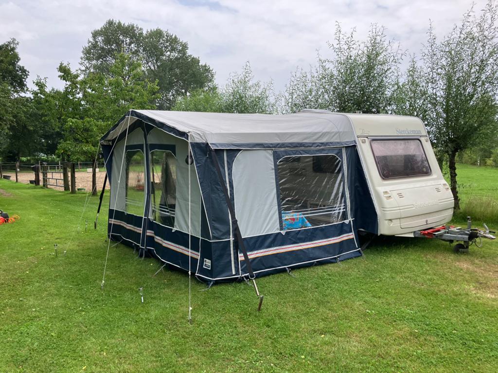 Caravan lichtgewicht, Sterckeman, Rondzit, Particulier, Luifel