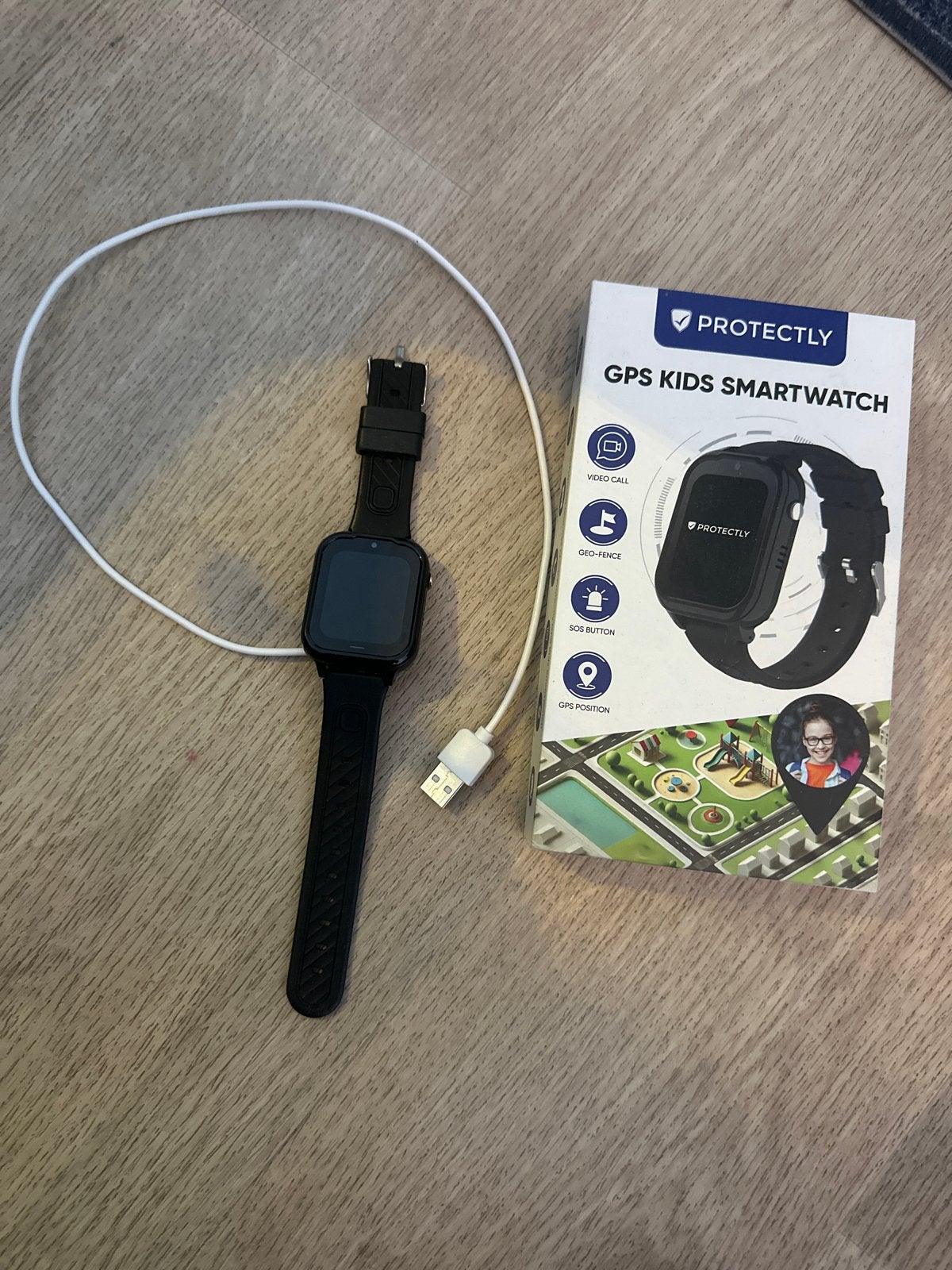 Protectly GPS Kids Smartwatch - Zo goed als nieuw, Sieraden, Tassen en Uiterlijk, Smartwatches, Ophalen, Zwart, Zo goed als nieuw