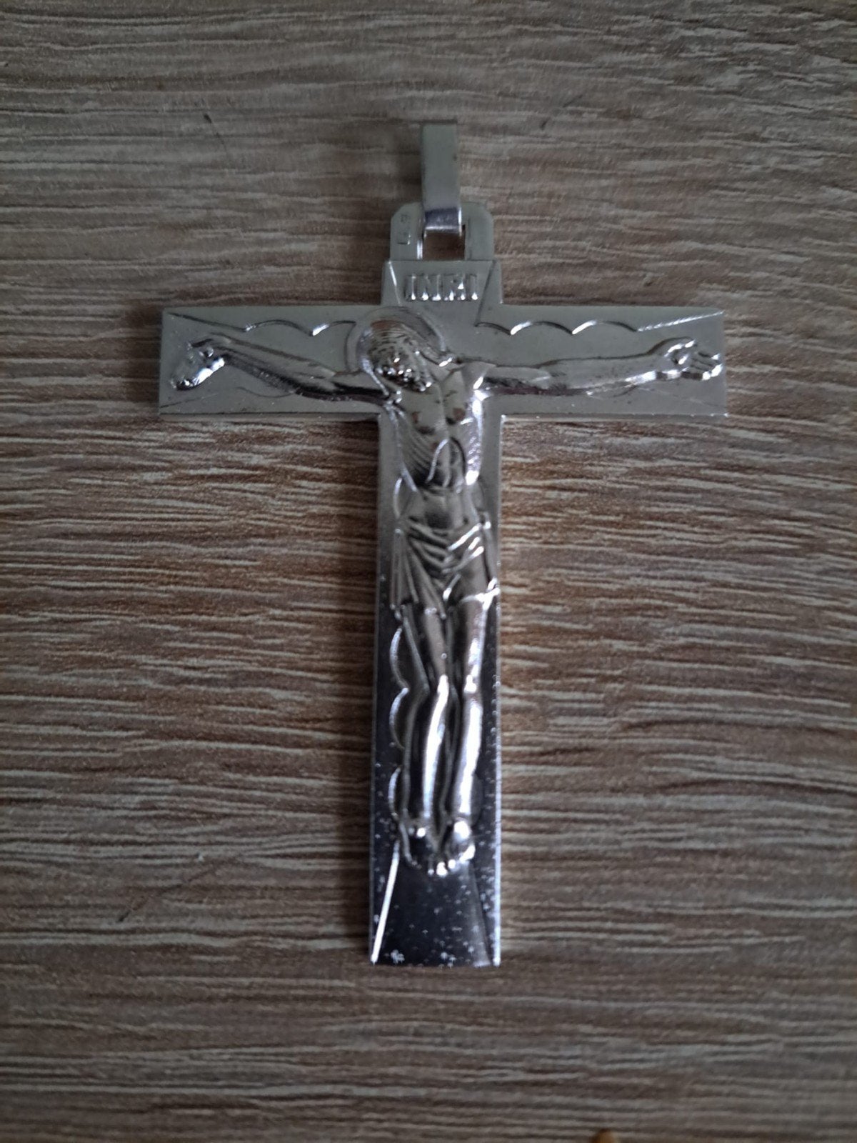 Zilverkleurig Kruisbeeld Hanger met Jezusfiguur, Ophalen