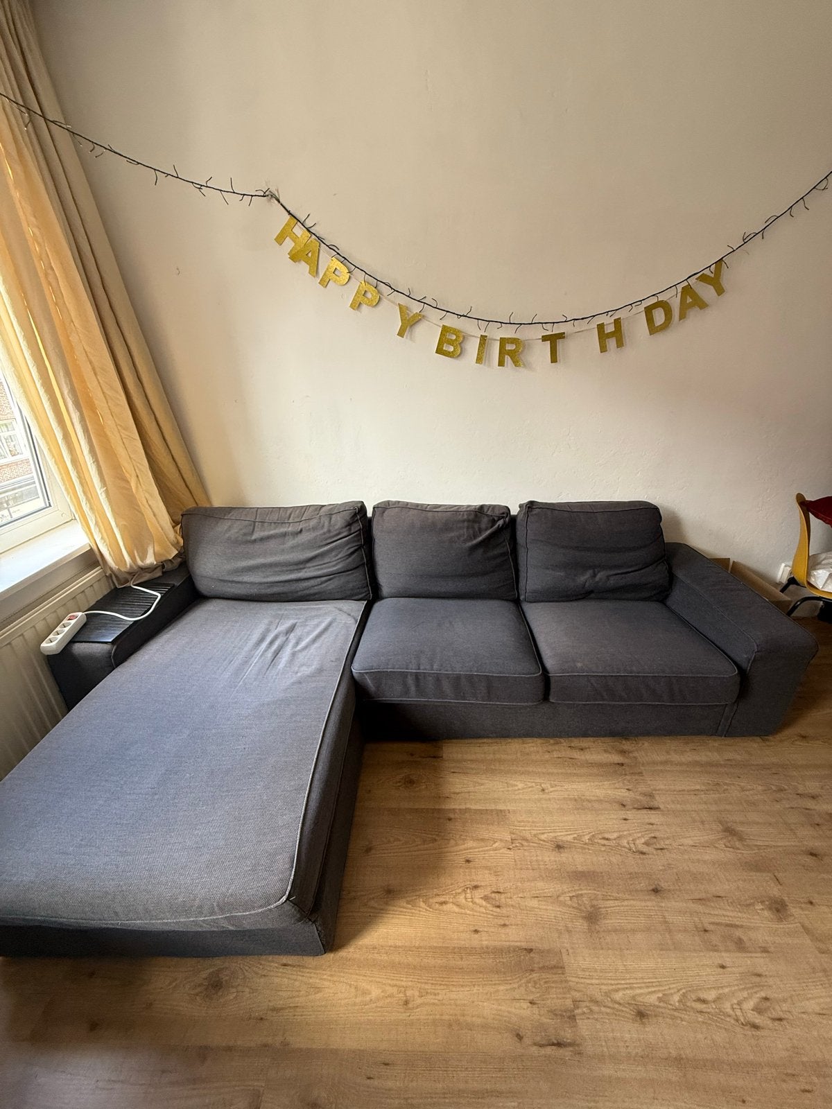 Gratis grijze hoekbank, Huis en Inrichting, Ophalen, 250 tot 300 cm, Gebruikt, Hoekbank