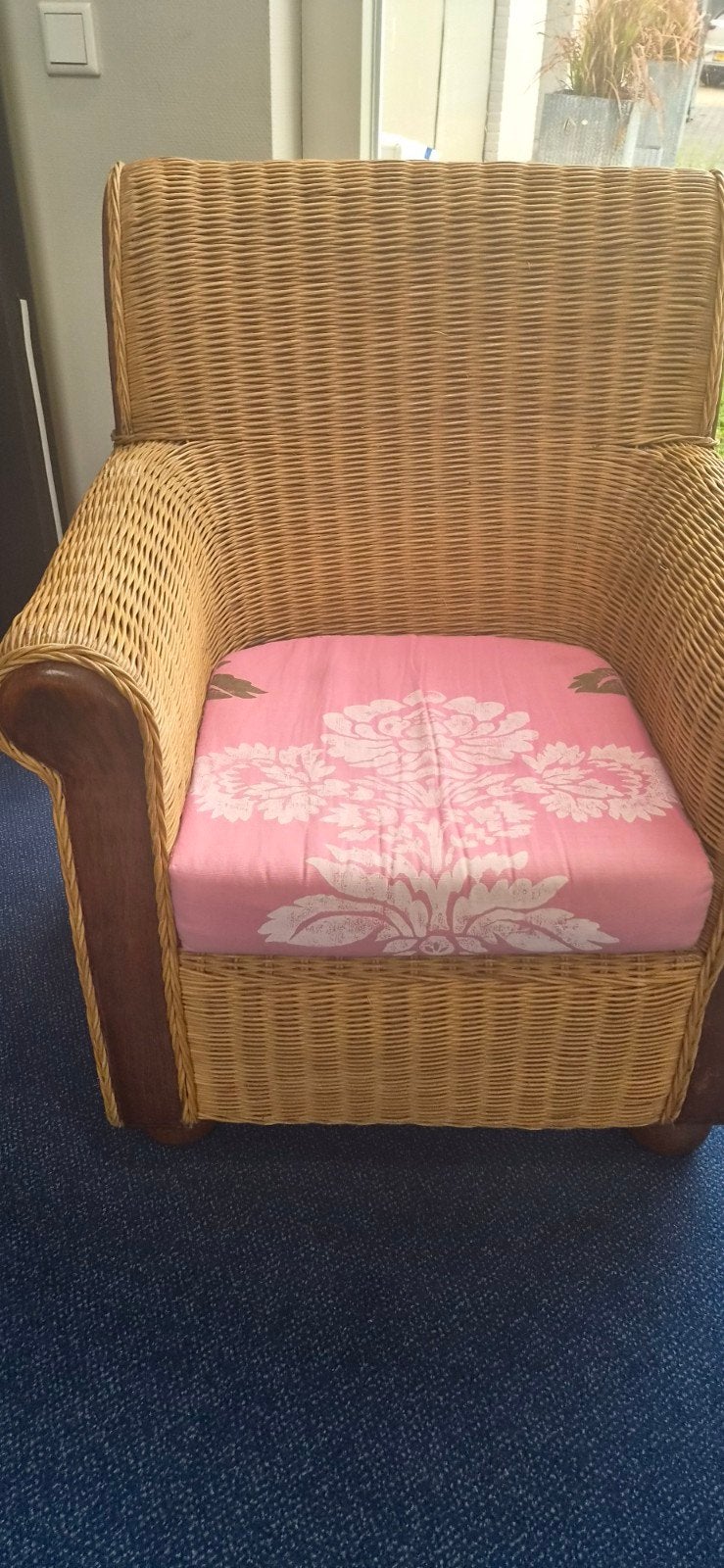 Twee Rotan Fauteuils met Roze Kussens, Ophalen, Hout, Gebruikt, Twee