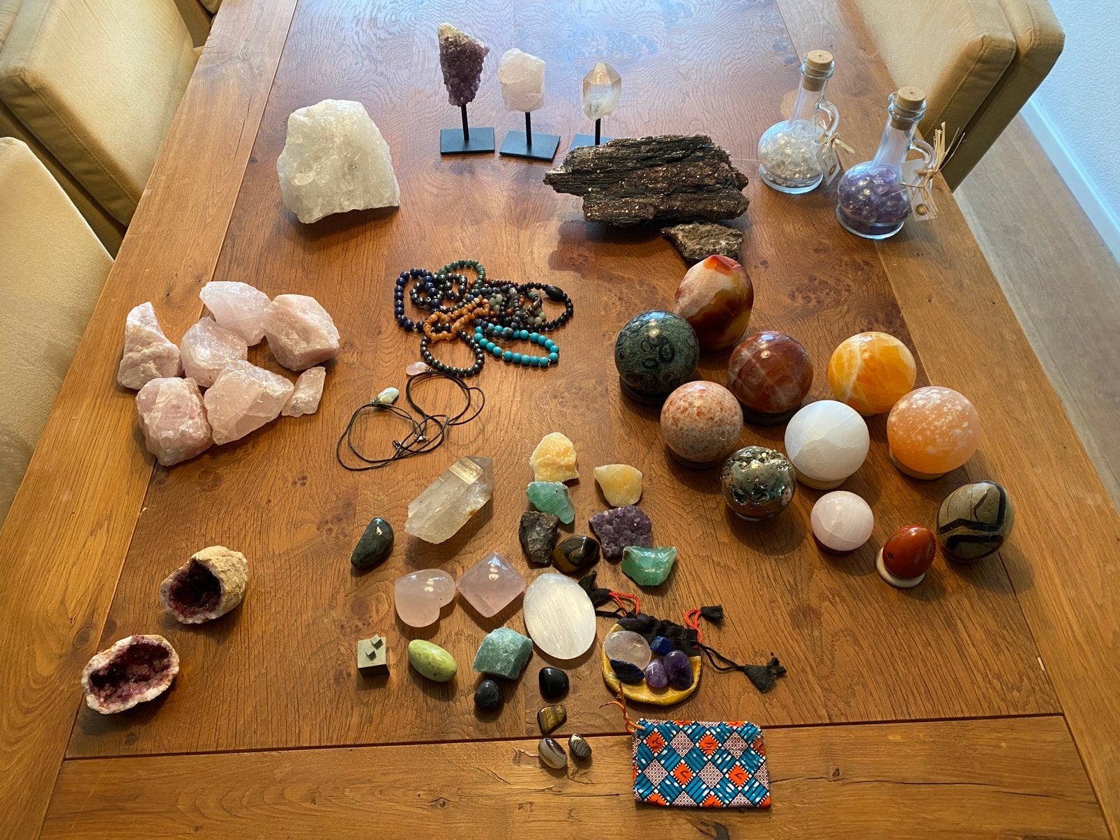 Edelstenen collectie, Ophalen