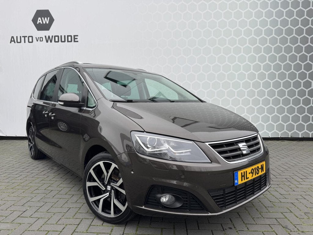 Seat Alhambra 1.4 TSI Style Panoramadak elek schuifdeur trek, 15 km/l, 4 cilinders, 7 stoelen, Origineel Nederlands