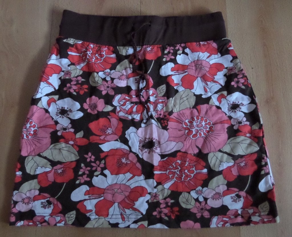 Korte bruine katoenen rok met bloemen maat 38: ZGAN, Kleding | Dames, Rokken, Maat 38/40 (M), Bruin, Ophalen of Verzenden, Zo goed als nieuw